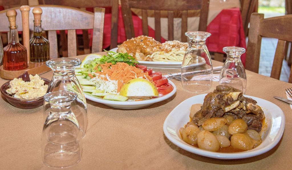 Oneiro Resort كاتو زاتشلورو المظهر الخارجي الصورة