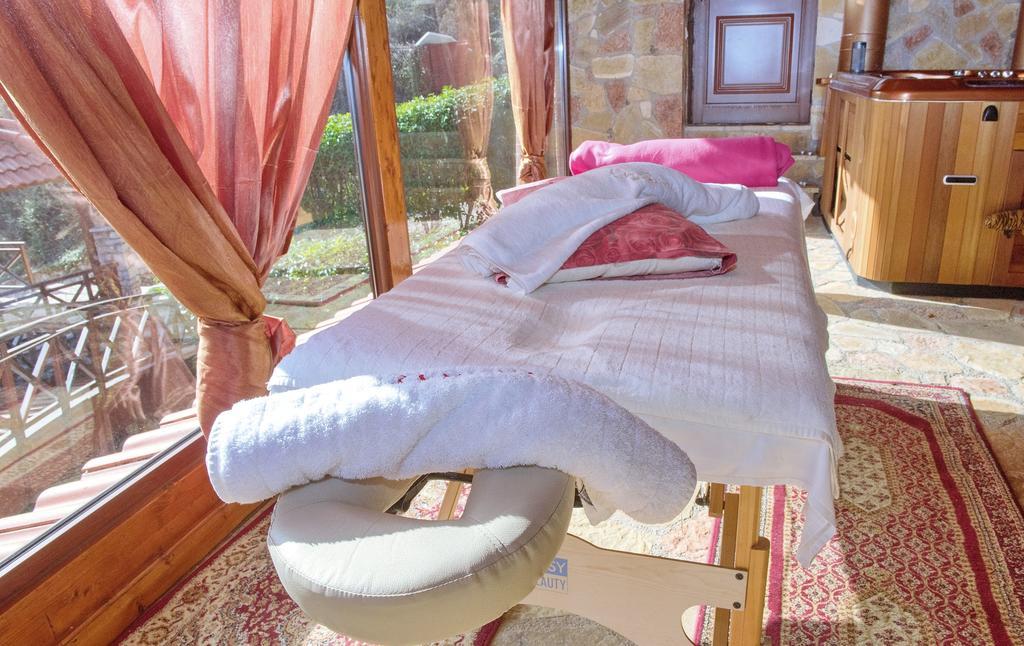 Oneiro Resort كاتو زاتشلورو المظهر الخارجي الصورة